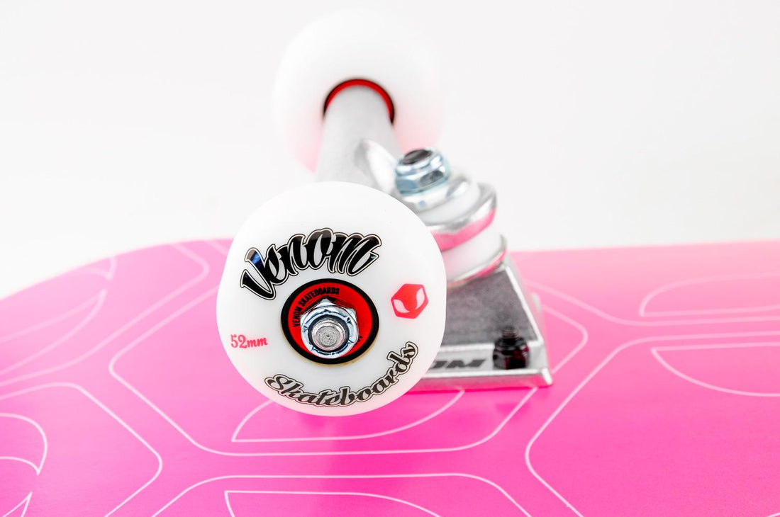 Venom Core Complete Skateboard - Outline Fade Pink - 7.75"